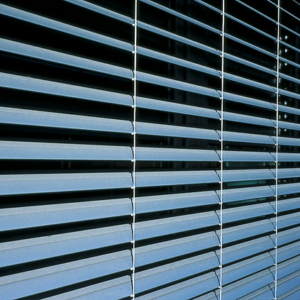 Stores brise-soleil orientable dit “bso”